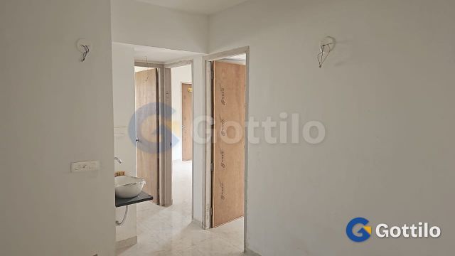Unfurnished 3 BHK Apartment for sale in Naranpura — photo 4