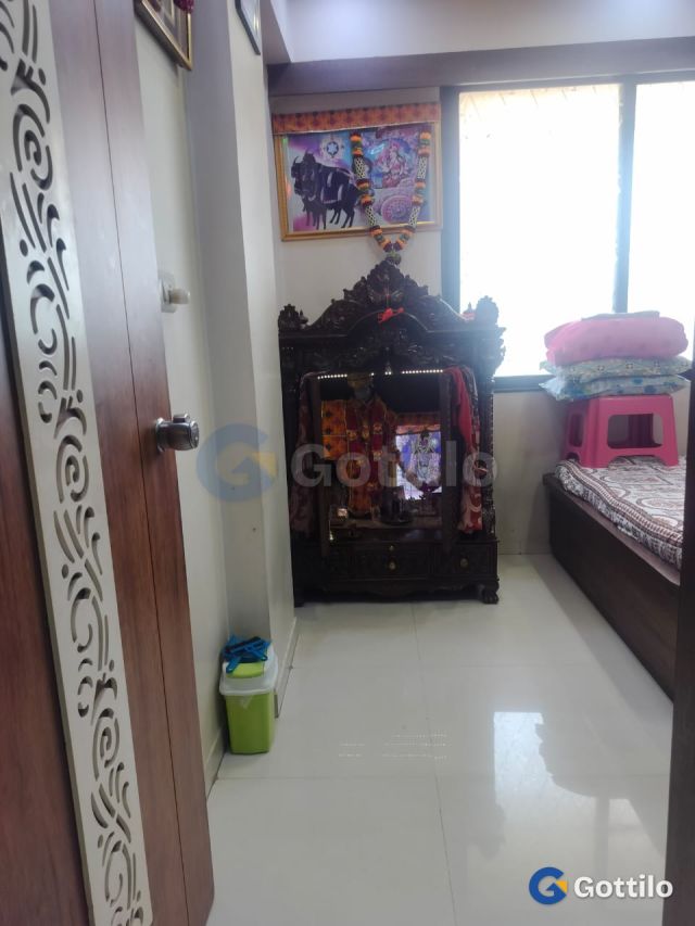 Furnished 3 BHK Apartment for sale in Naranpura — photo 2