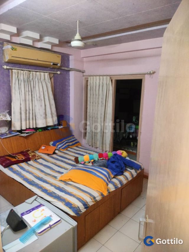 Semi-Furnished 2 BHK Apartment for rent in Naranpura — photo 2