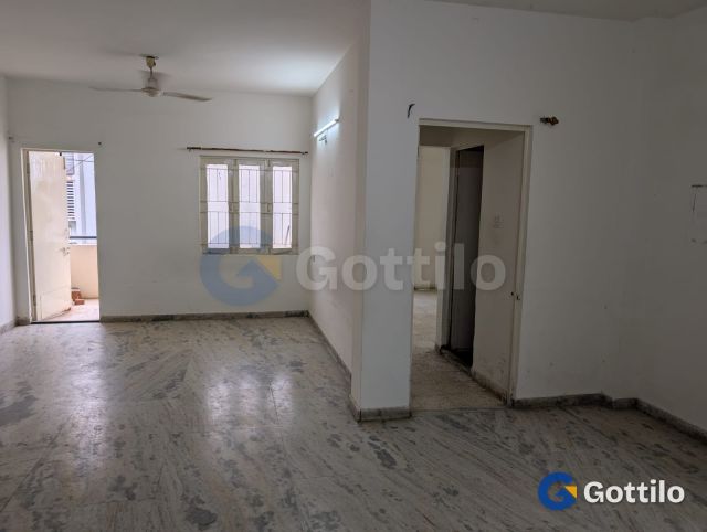 Unfurnished 2 BHK Apartment for rent in Naranpura — photo 5