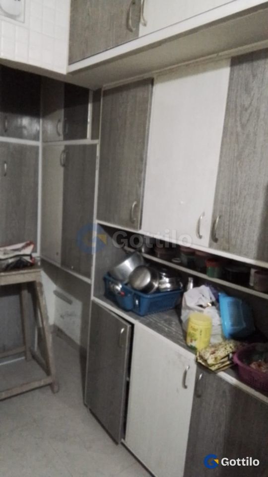 Fully furnished 2 BHK Apartment for rent in Naranpura — photo 3