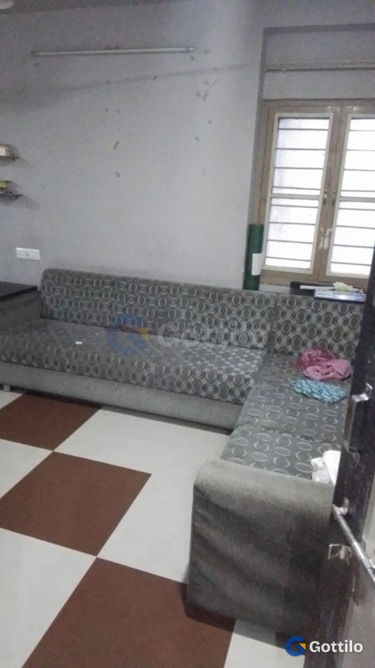 Fully furnished 2 BHK Apartment for rent in Naranpura — photo 5