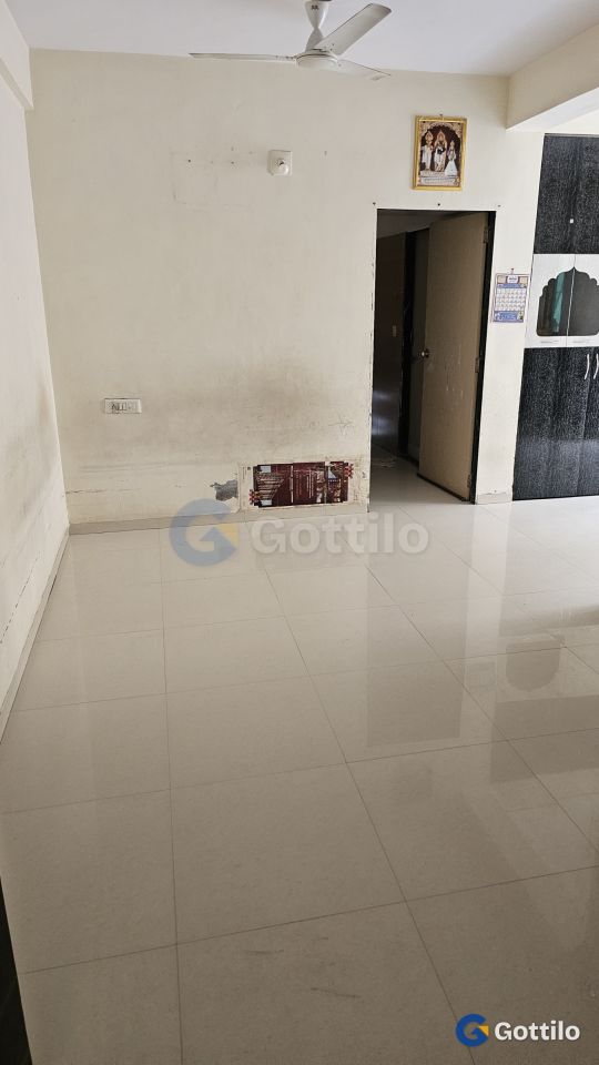 Fully furnished 2 BHK Apartment for sale in Chandlodia — photo 2