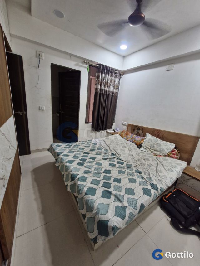 Fully furnished 2 BHK Apartment for sale in Gota — photo 2