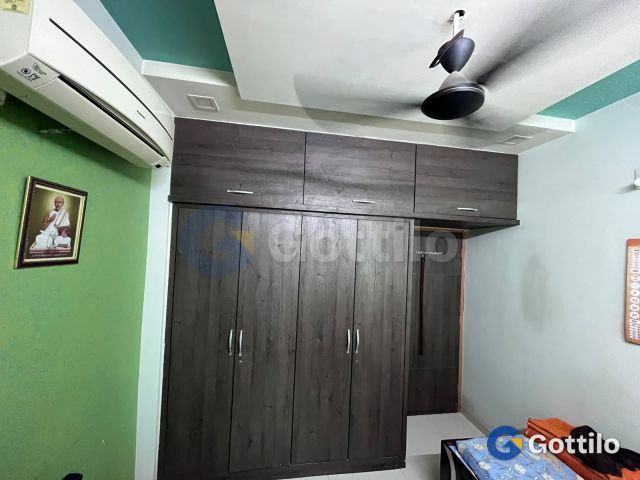 Fully furnished 2 BHK Apartment for sale in Science City — photo 3