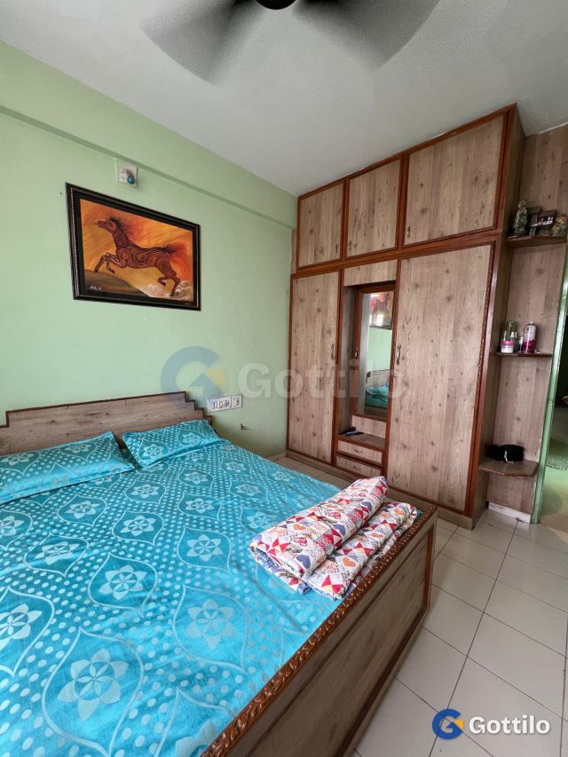 Fully furnished 3 BHK Apartment for sale in Naranpura — photo 5