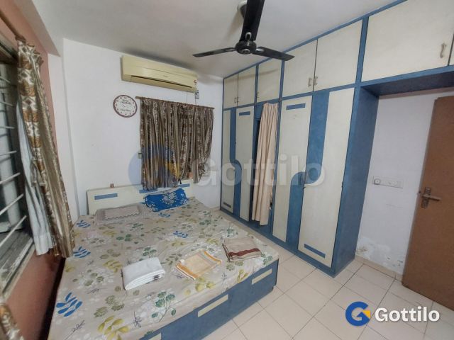 Semi-furnished 2 BHK Apartment for rent in Naranpura — photo 3