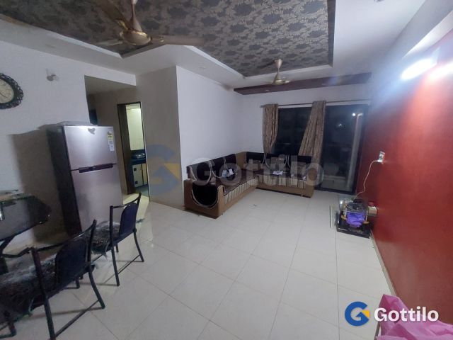 Semi-furnished 2 BHK Apartment for rent in Naranpura